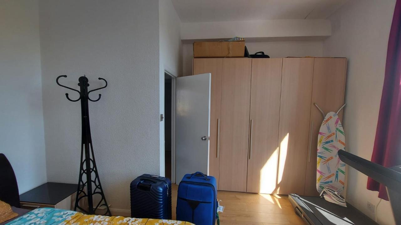 Extra Large One Bedroom Flat With Parking 伦敦 外观 照片